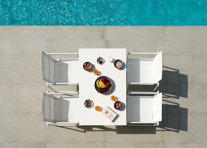 Kalypso Methoni (Messenia)